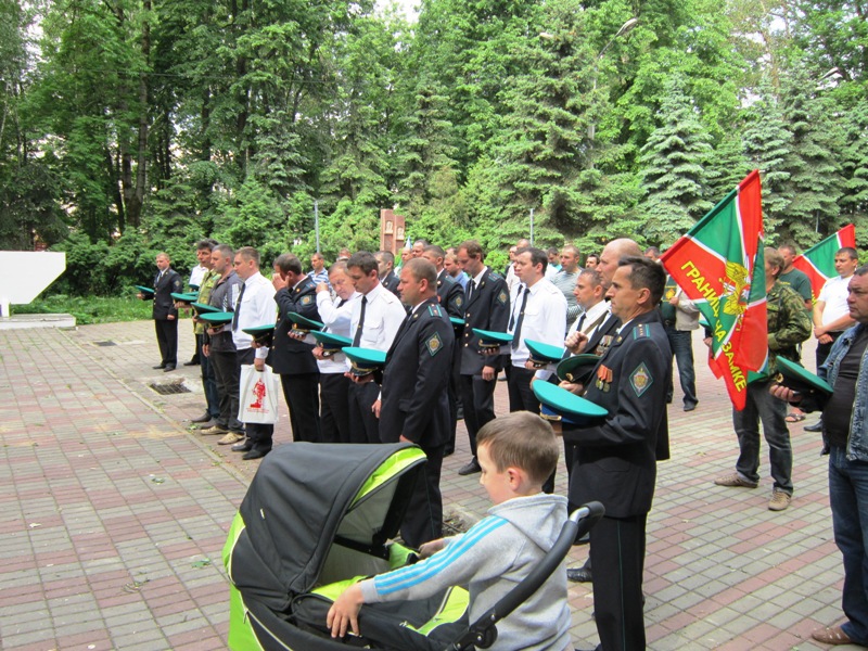 Минута молчания.